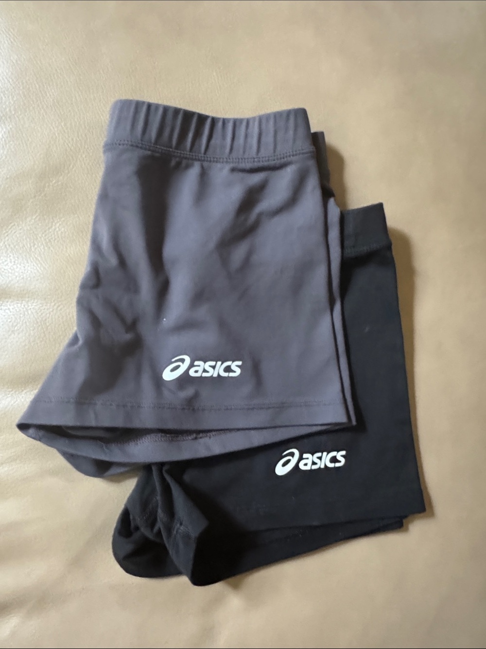 ASICS Bike Shorties in Gray and Black - Set of 2